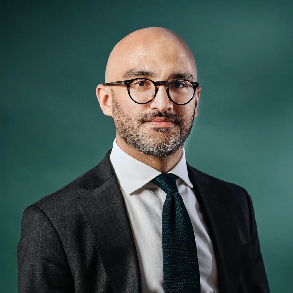 Porträtt av Mattias Lagebro